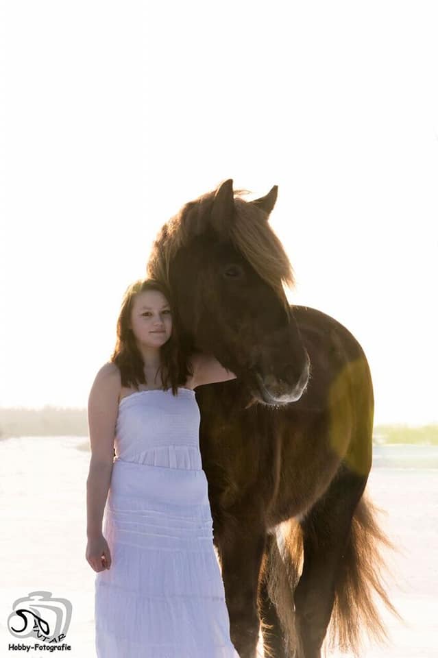 Eddy - Fotoshooting bei -10° 216 12 eddyschnee